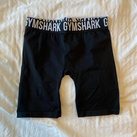 Gymshark Workout Shorts With Waistband - Picture 1 of 3